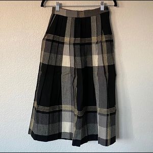 Vintage Jack Winter Black, White & Yellow Tartan Mid-Length Plaid Wool Skirt